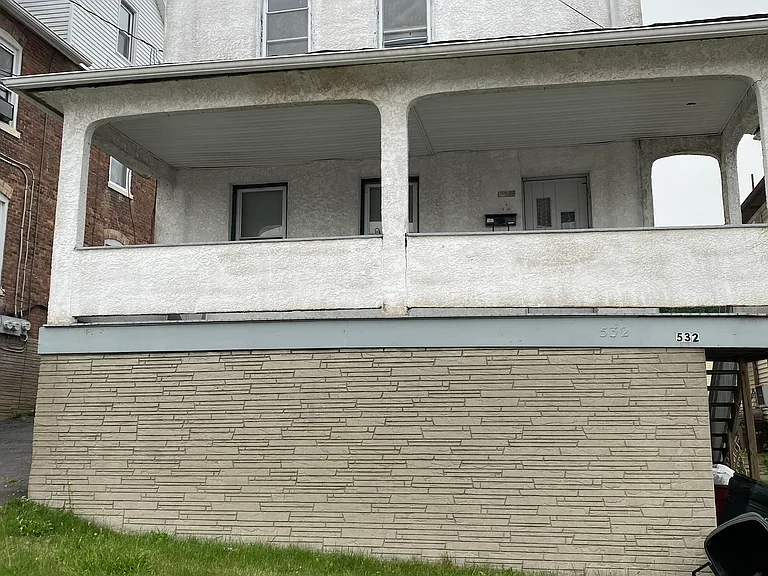 532 Breck St #2F — Photo 1