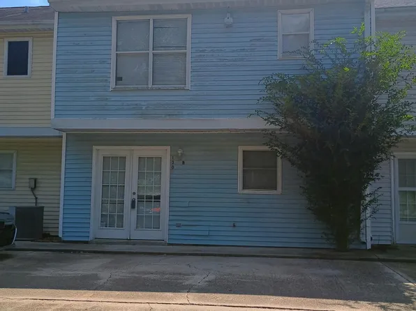 130 Mimosa Pl APT B, Lafayette, LA 70506