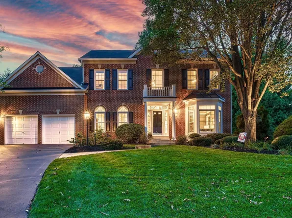 10941 Keys Ct, Fairfax, VA 22032