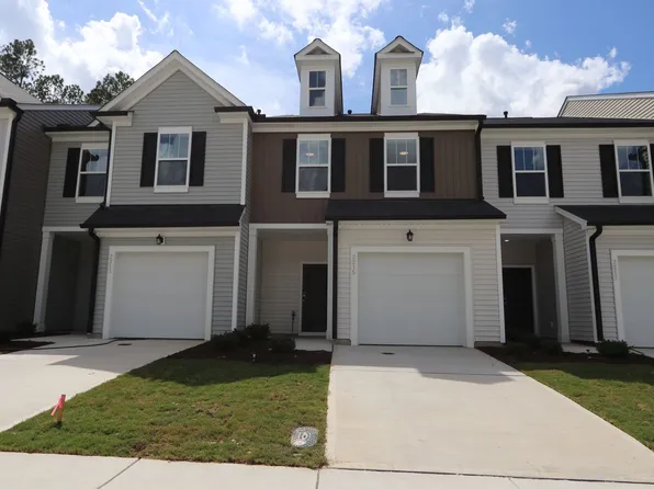 2215 Bright Shore St, Raleigh, NC 27610