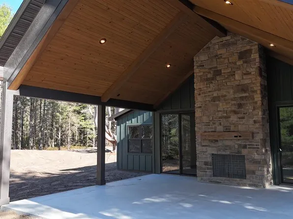 3365 Lakeside Ln, Sturgeon Bay, WI 54235