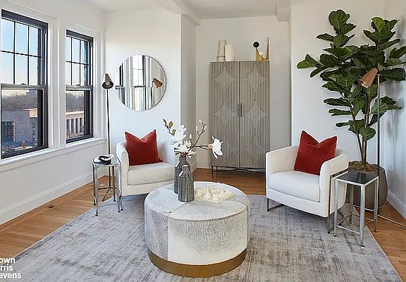 3rd image of 47 Plaza St W #15C