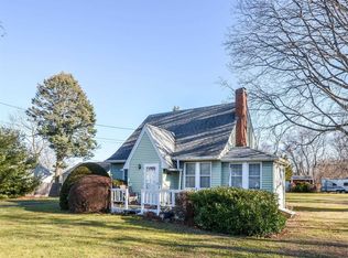 875 S Harbor Rd, Southold, NY 11971