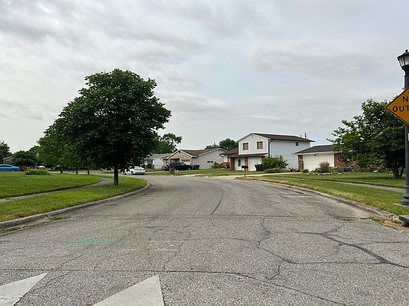 4th image of 2642 Chelford Ct