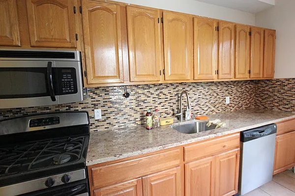 Rented by Bedford 6 Real Estate | media 44