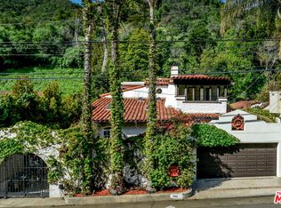 1663 Benedict Canyon Dr, Beverly Hills, CA 90210