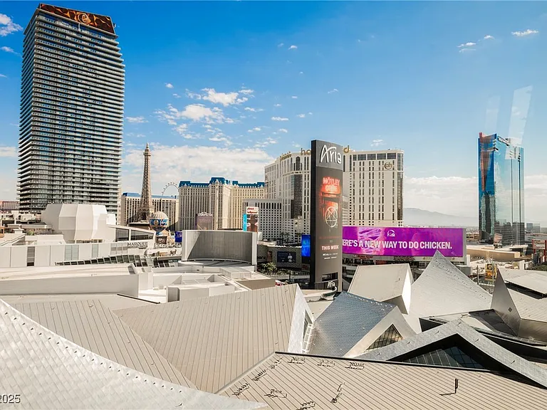 3726 Las Vegas Blvd S #1012 — Photo 46