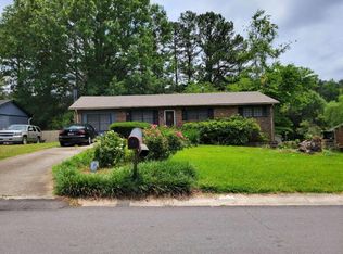 921 Doeskin Dr NW, Conyers, GA 30012