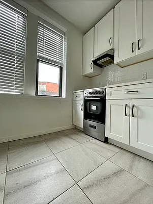 Rented by Compass | media 11