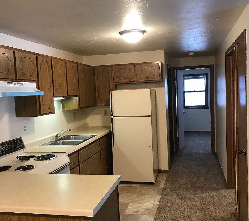 1st image of 1066 Harwood Ave APT 2