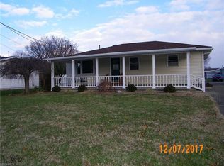 724 Farson St, Belpre, OH 45714