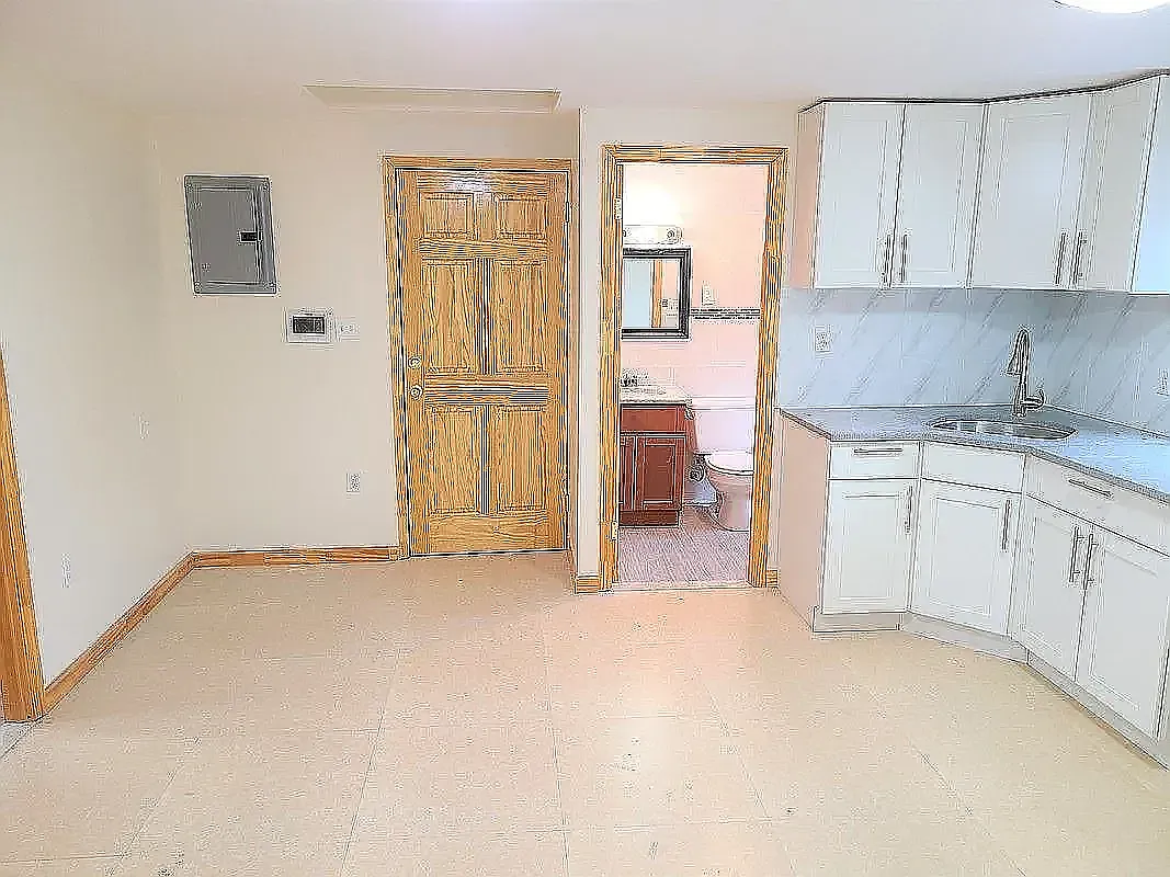 Building Photo - 430 39th St #1