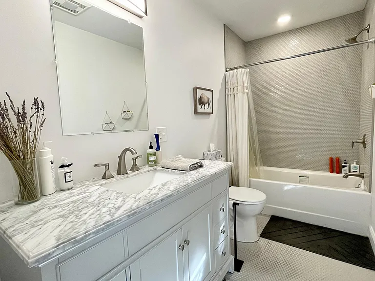321 Lafayette St #2 — Photo 10