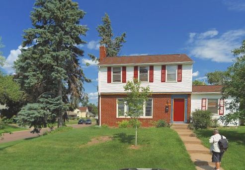 1st image of 912 Manomin Ave