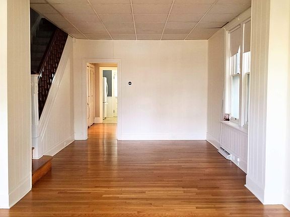 2nd image of 604 Hummel Ave