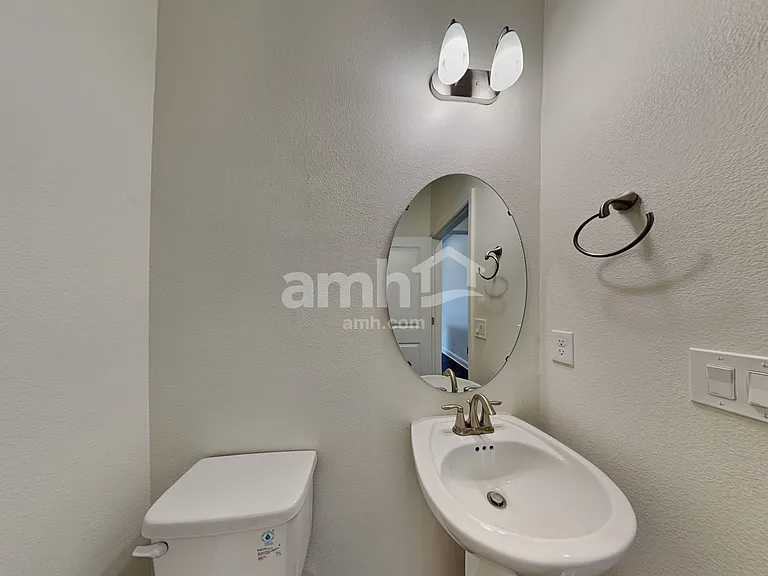 990 Summer Stone Loop — Photo 12