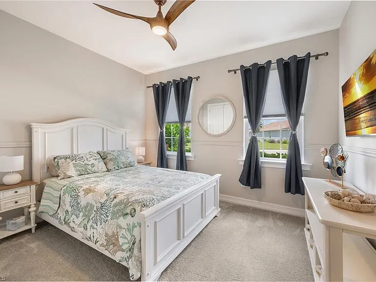 14606 Tropical Dr — Photo 23