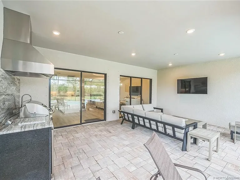 15111 Pescara St — Photo 35