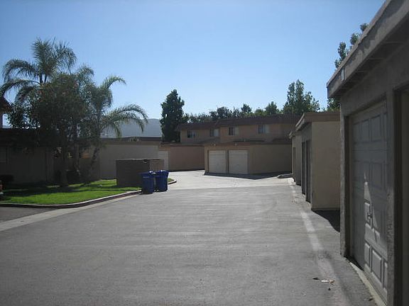 3rd image of 1550 Grandon Ave