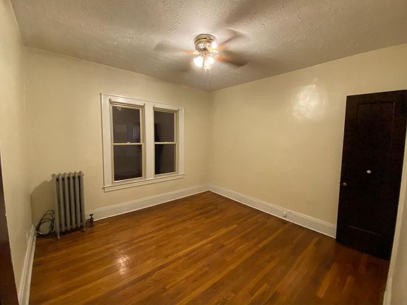 5th image of 2645 Euclid Heights Blvd #19