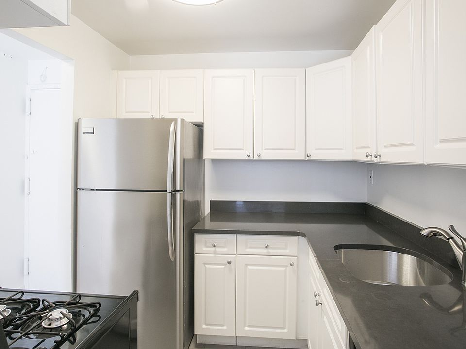 1st image of 344 E 63rd St APT 3C