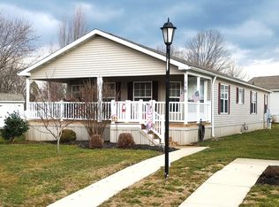 110 Summers Dr, Lancaster, PA 17601