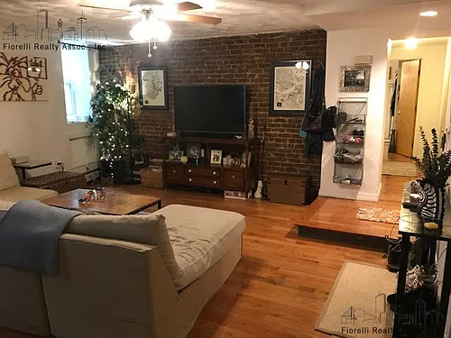 41 Clark St #3 Photo 1