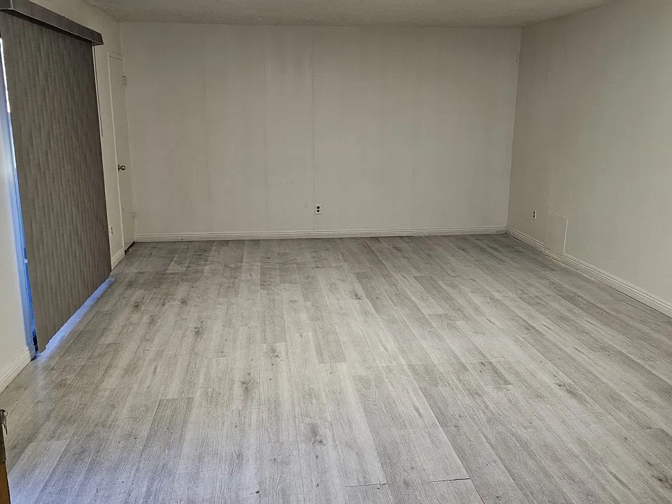 319 N Alhambra Ave