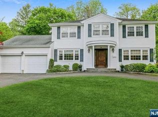 74 O'Shaughnessy Ln, Closter, NJ 07624