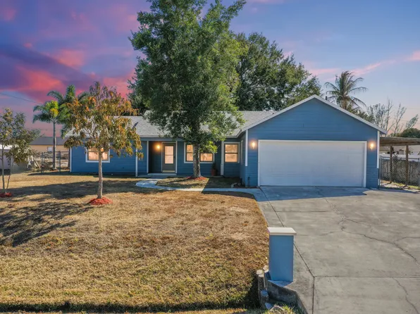 211 SW North Wakefield Circle, Port St Lucie, FL 34953