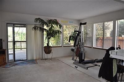 4th image of 806 Machado Ln