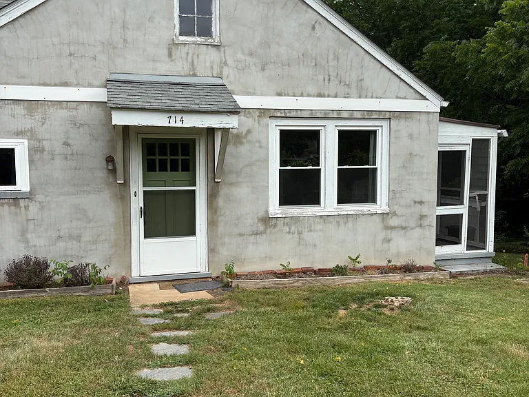 Cozy cottage entrance.