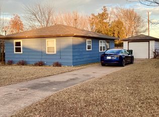907 S 2nd St, Yukon, OK 73099