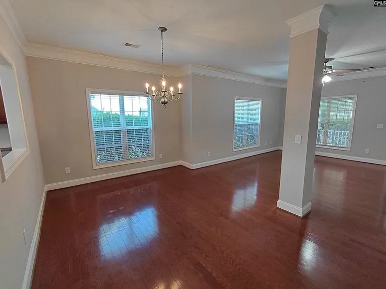300 Hampton Forest Dr — Photo 10
