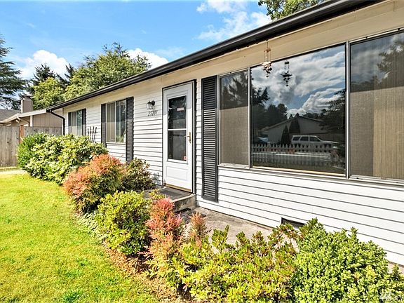 Walkway leading up to front door!