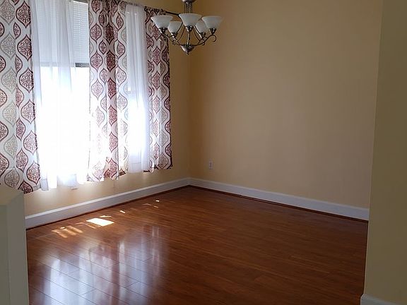 5th image of 1400 Regal Pointe Ln