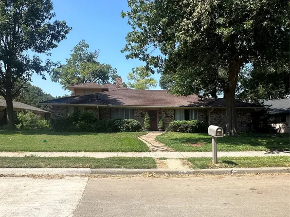 2325 Regal Rd, Plano, TX 75075