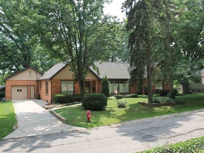 735 Lawrence St, Jackson, MI, 49203