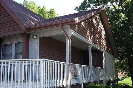 2nd image of 11 Melinda Ln