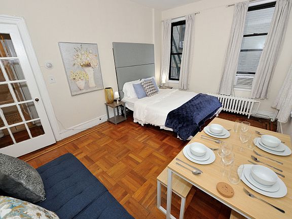 4th image of 354 E 77th St APT 3A