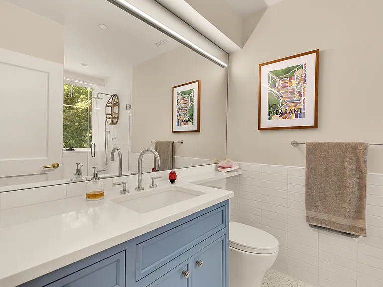 2952 Macomb St NW — Photo 65