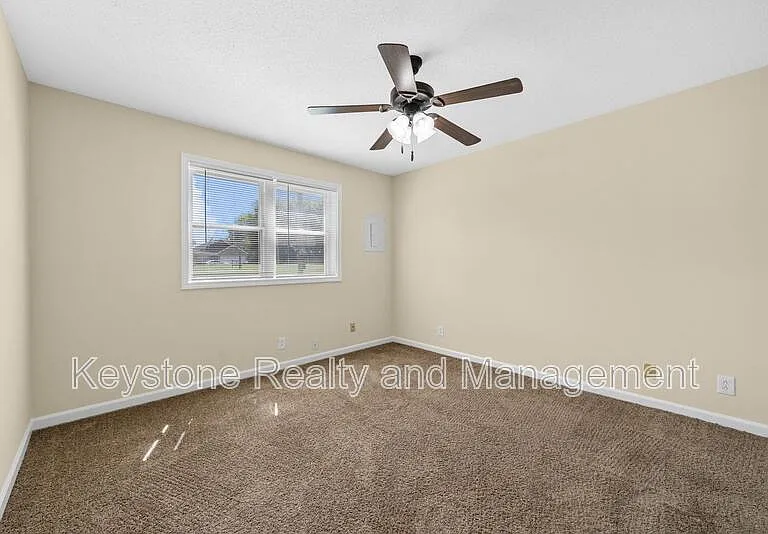812 Pembroke Oak Grove Rd #16 — Photo 10