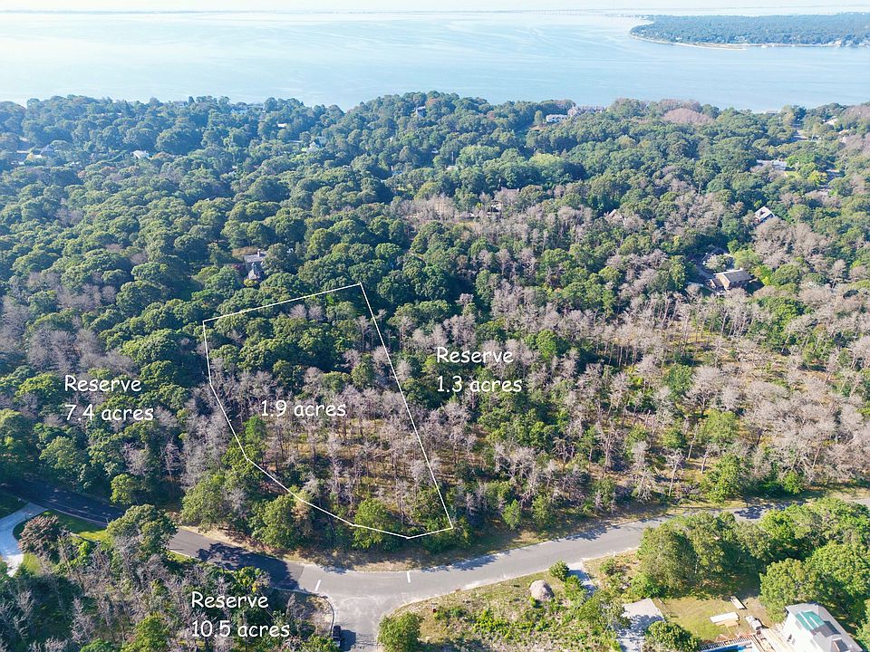 2nd image of 21 Bathing Beach Rd