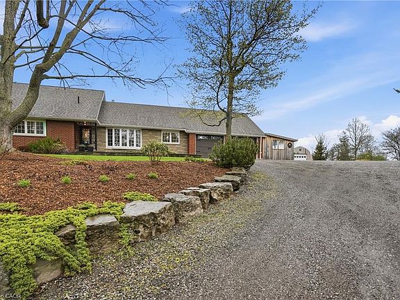 2nd image of 800 Hall Rd