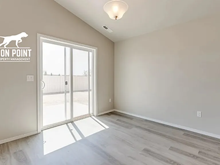1449 W Crooked River Dr — Photo 2