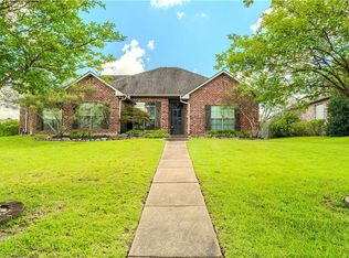 101 Acadia Ln, Pineville, LA 71360
