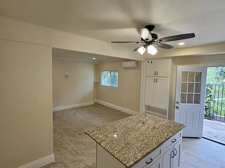 13844 Candlewood Ave — Photo 9