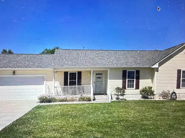 104 Eva Koonce Lane, Richlands, NC 28574