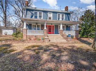 1108 Trinity St, Thomasville, NC 27360