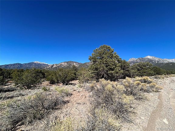 5th image of 626 Panorama Way